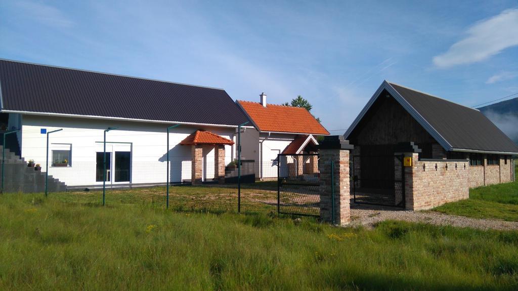 Gacka Valley Licko Lesce Экстерьер фото